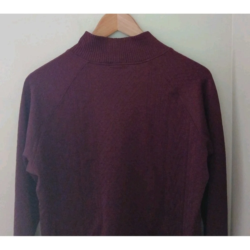 Lululemon Rest Less Mock Neck Top Est Size 12 Dark Adobe Red Textured L/S Active